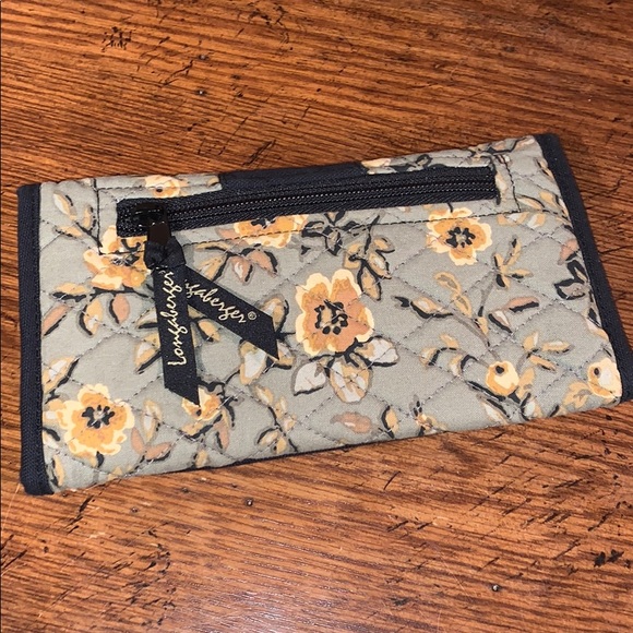 Longaberger Homestead fabric trifold wallet - Picture 3 of 12